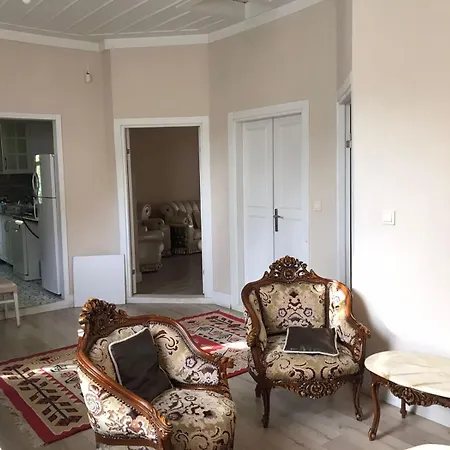 Antique House Hotel