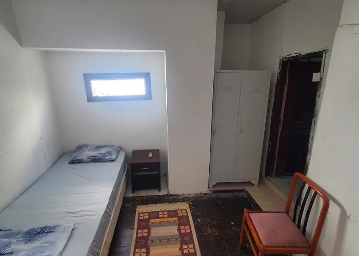 Antique House
