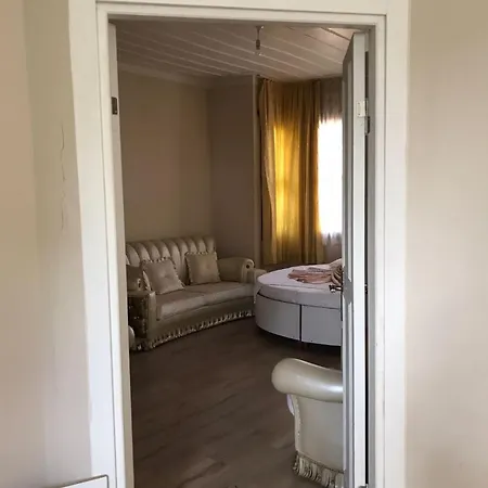 酒店 Antique House 安塔利亚