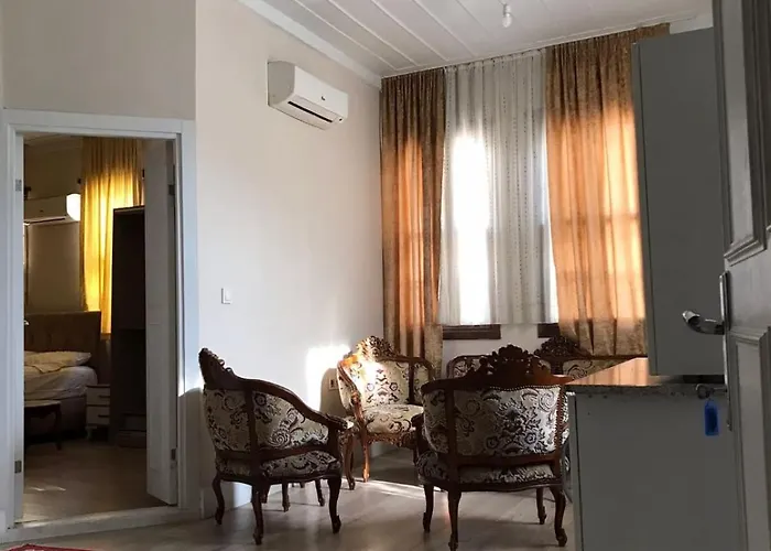 Antique House Hotel